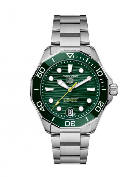 TAG Heuer Aquaracer Professional Watch